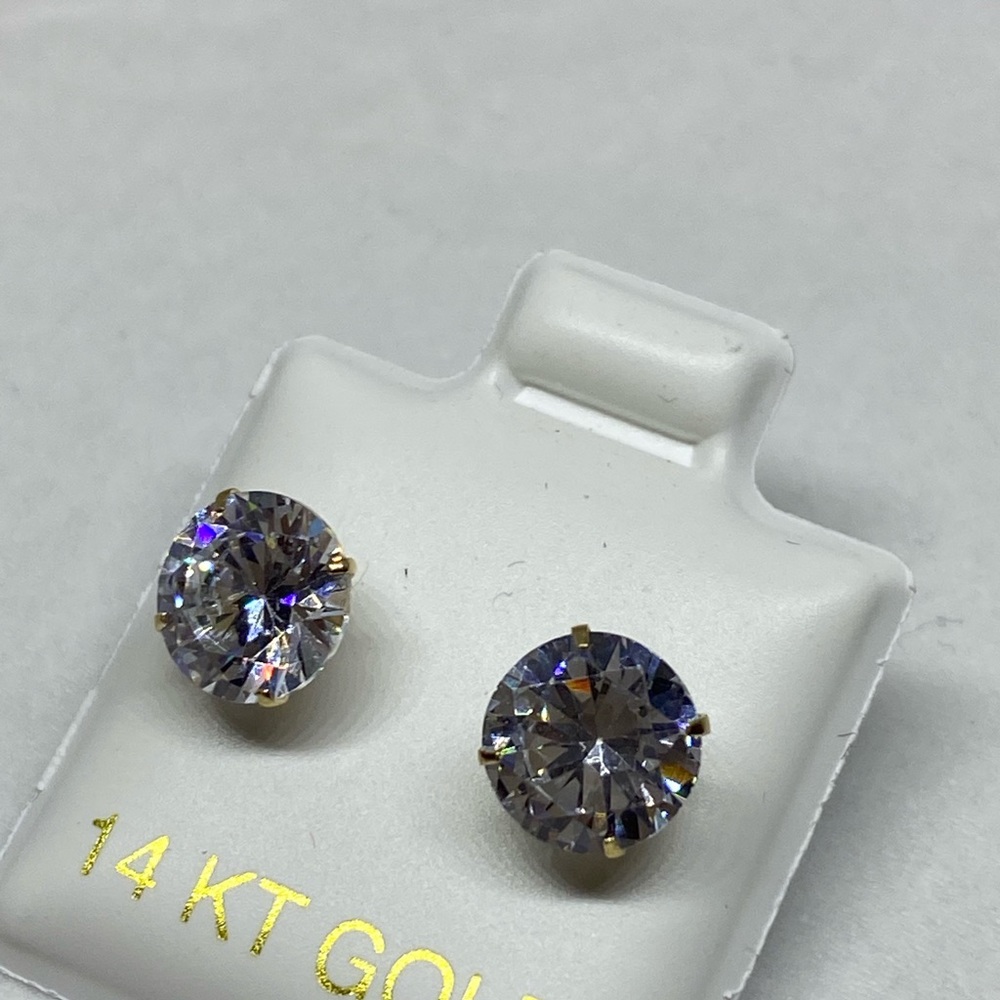 Studs diamonds CZ solid gold 14k pretty 2 carat - Picture 8 of 9